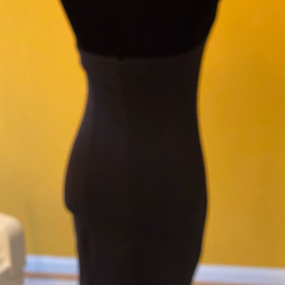 Leather and Lycra dress - Picture 7 of 10